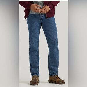 Like New Wranglers 5 Pocket Jeans 34x32
Dark Blue